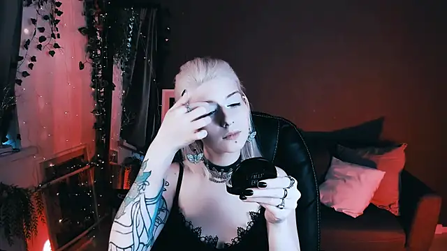 Noah ElmerX online show from 09/12/25, 04:07