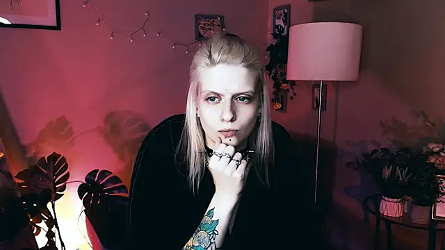 Noah ElmerX online show from 10/25/25, 09:53