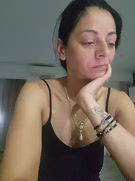 Snapshot of bruneta_sexy23 chatting on 07/14/26, 05:01 bruneta sexy23 online show from 07/14/26, 05:01