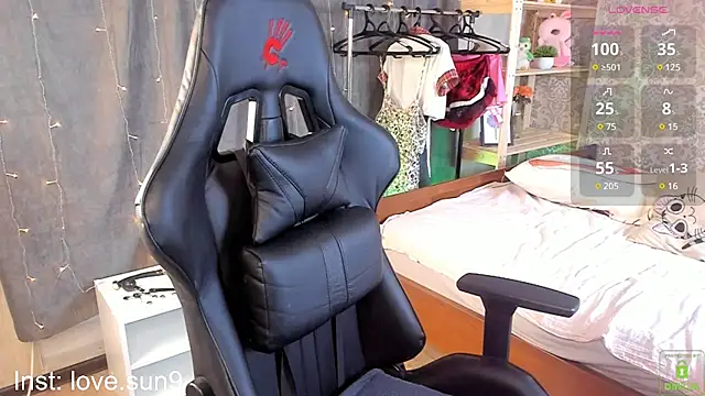 Michel Momsen online show from 02/13/25, 03:14