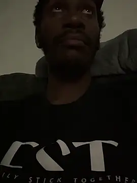 Snapshot of ITSONLYKENNY chatting on 02/17/25, 09:56 ITSONLYKENNY online show from 02/17/25, 09:56