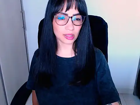 diana  34 online show from 11/26/25, 11:39