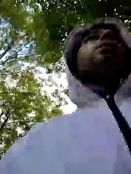 Snapshot of J0nyhson chatting on 10/19/25, 06:14 J0nyhson online show from 10/19/25, 06:14