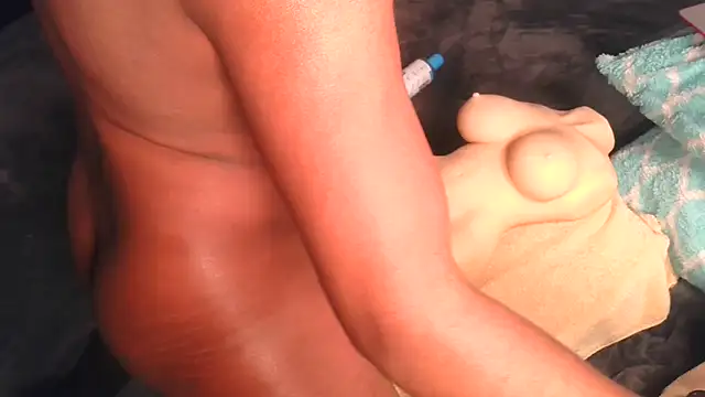 Carolinayoungin online show from 01/28/25, 11:07