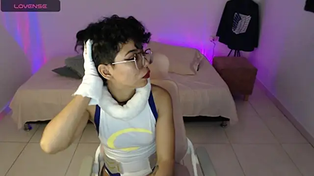 Putaku San online show from 04/25/26, 09:45