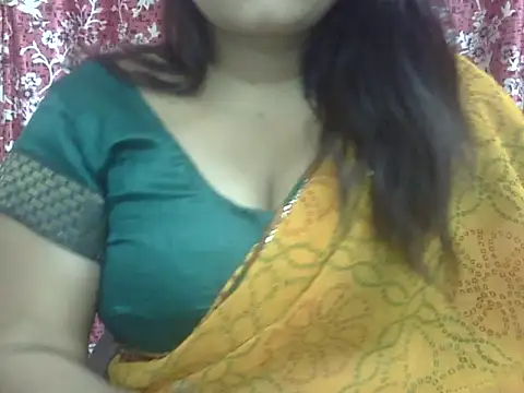 Lusty Wife1 online show from 04/18/26, 06:34