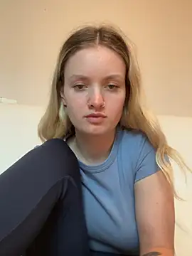 mariemelissah online show from 03/18/25, 04:48