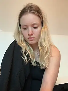 mariemelissah online show from 03/19/25, 02:02