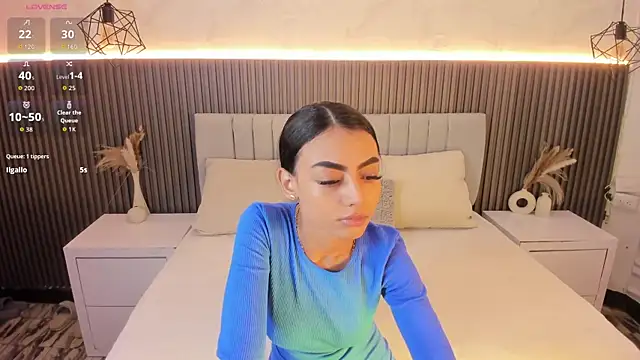 Snapshot of SHANONCLARK chatting on 10/09/25, 07:12 SHANONCLARK online show from 10/09/25, 07:12