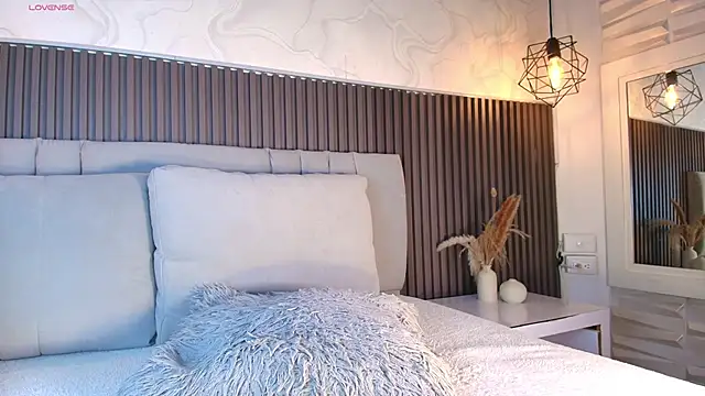 SHANONCLARK online show from 02/18/26, 07:10