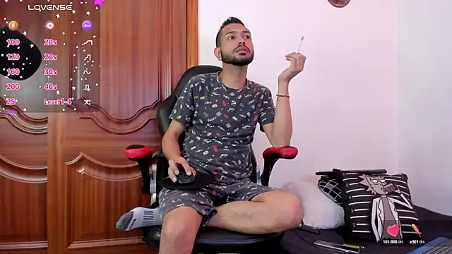 Aron Baylor online show from 10/11/25, 08:46