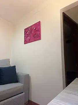 marthina thompsson online show from 02/12/25, 01:52