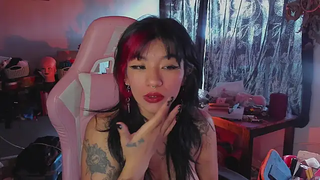 annie walker6 online show from 11/09/25, 06:28