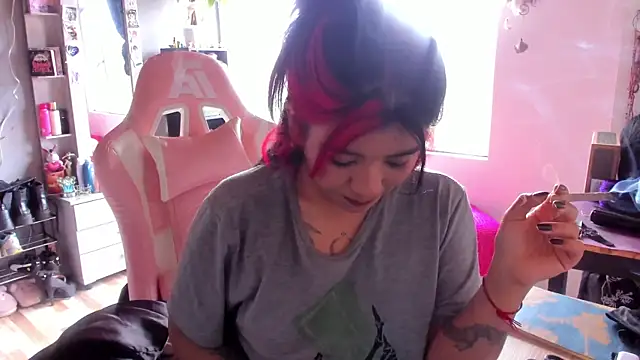 annie walker6 online show from 05/29/26, 05:33