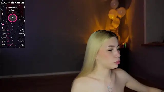 sarah kurt online show from 03/04/25, 09:22