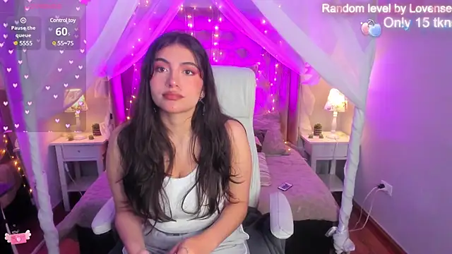 Snapshot of Ellie_Jhonson__ chatting on 01/04/25, 02:25 Ellie Jhonson   online show from 01/04/25, 02:25