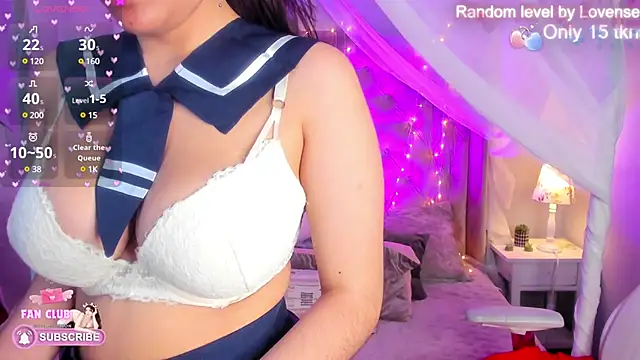 Snapshot of Ellie_Jhonson__ chatting on 01/04/25, 05:26 Ellie Jhonson   online show from 01/04/25, 05:26