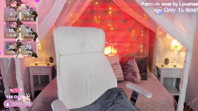 Snapshot of Ellie_Jhonson__ chatting on 01/11/25, 02:47 Ellie Jhonson   online show from 01/11/25, 02:47