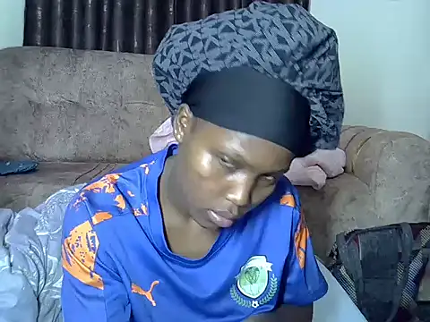 AurelAda online show from 10/22/25, 10:20