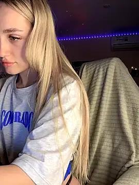 Good  Girl  online show from 09/16/25, 10:38