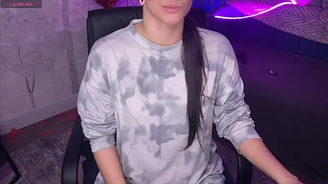 amanda strong online show from 03/24/26, 01:10