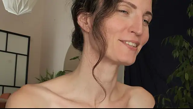 yulladao online show from 09/17/25, 02:41