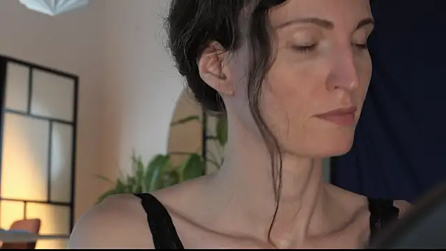 yulladao online show from 09/21/25, 04:52