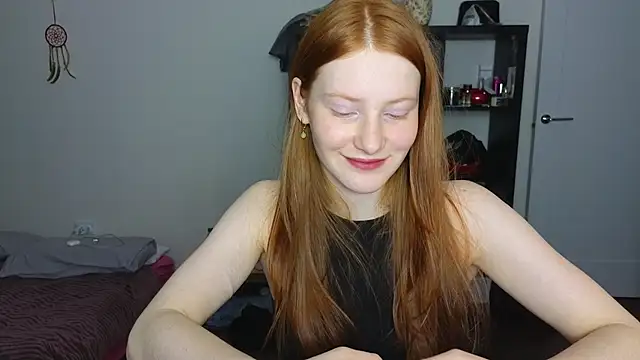 Snapshot of MiaKeler chatting on 03/14/25, 06:18 MiaKeler online show from 03/14/25, 06:18