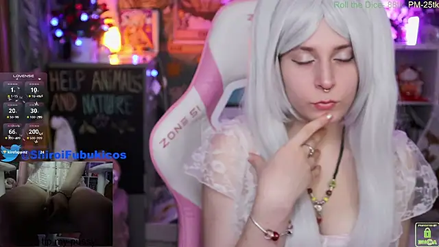 ShiroiFubuki online show from 12/20/24, 11:54