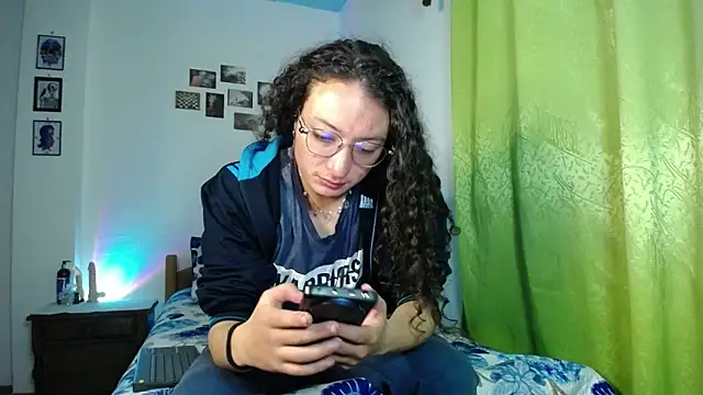 monkeywillwhite online show from 11/04/25, 01:59