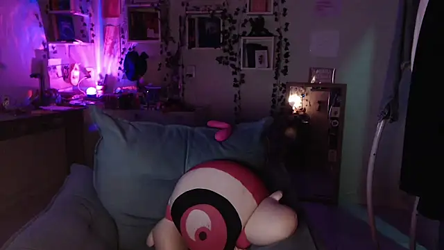 BeellyDance online show from 03/27/26, 01:00