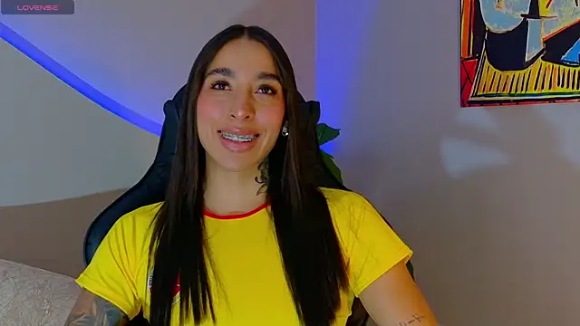 KAYLA BATISTA online show from 06/25/26, 11:09