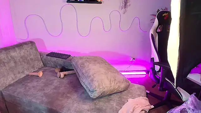 a belladanger online show from 02/27/25, 03:58