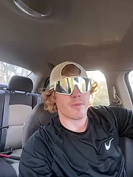 Snapshot of hottestcouplevaa chatting on 01/08/25, 09:01 hottestcouplevaa online show from 01/08/25, 09:01