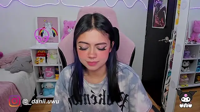 CuteDani  online show from 03/03/25, 11:22