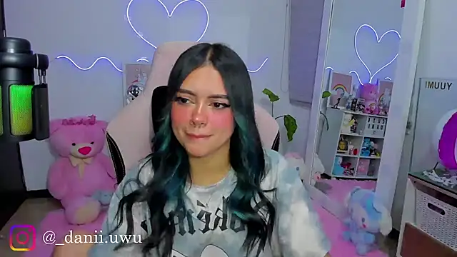 CuteDani  online show from 03/20/26, 03:11