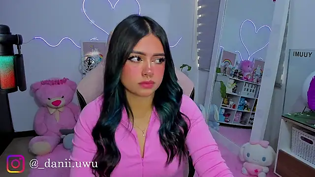 CuteDani  online show from 04/24/26, 02:41