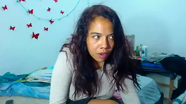 AmaraRoberts420 online show from 12/31/24, 05:40