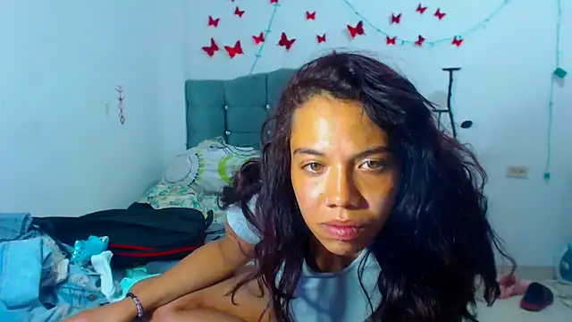 AmaraRoberts420 online show from 02/21/25, 04:18