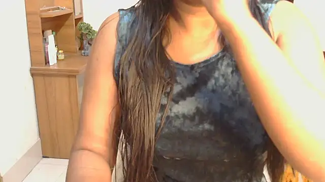 esita 1212 online show from 12/19/25, 02:40