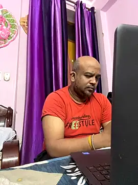 Dick 6inches online show from 10/06/25, 01:25