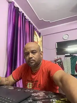 Dick 6inches online show from 10/09/25, 01:47