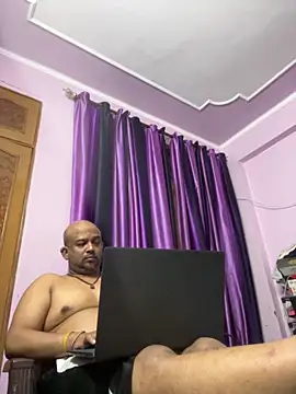 Dick 6inches online show from 10/18/25, 02:18