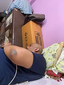 Dick 6inches online show from 10/21/25, 08:04