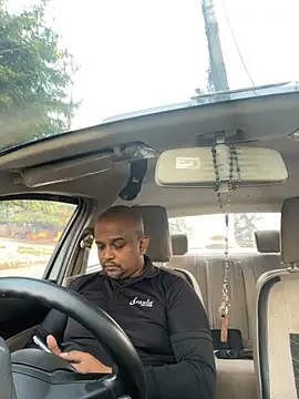 Dick 6inches online show from 11/06/25, 01:50