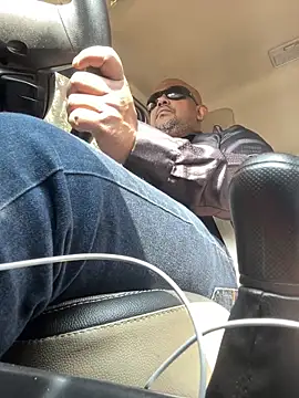 Dick 6inches online show from 02/21/26, 05:30