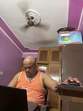 Dick 6inches online show from 04/14/26, 02:34