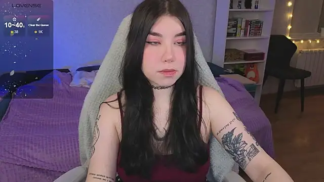 kellyharris online show from 12/21/25, 02:46