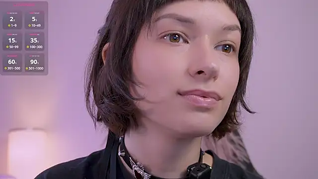 VivianLy  online show from 03/02/26, 11:50