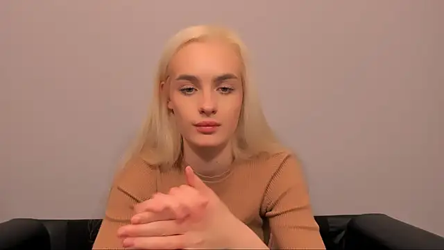 OliviaKisss online show from 03/13/26, 07:09